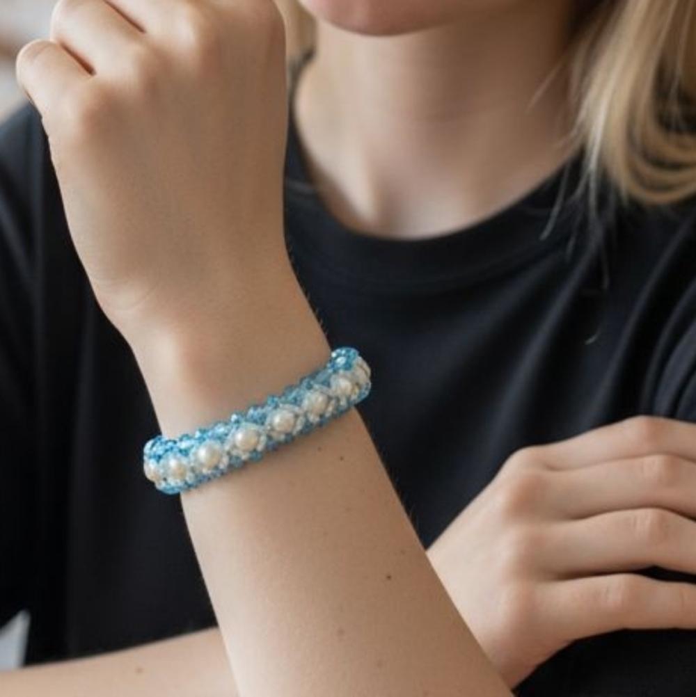 White pearl and blue bracelet